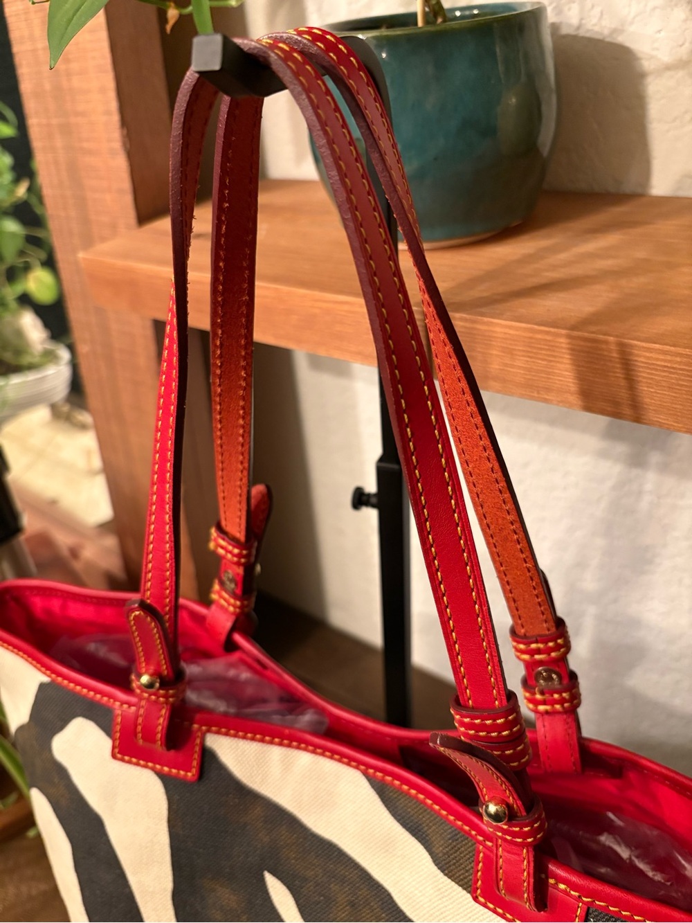 Dooney & Bourke Zebra Print Lee Tote Red Leather & Suede - Picture 3 of 13